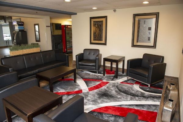 The Hope Hotel and Richard C. Holbrooke Conference Center (Xenia)